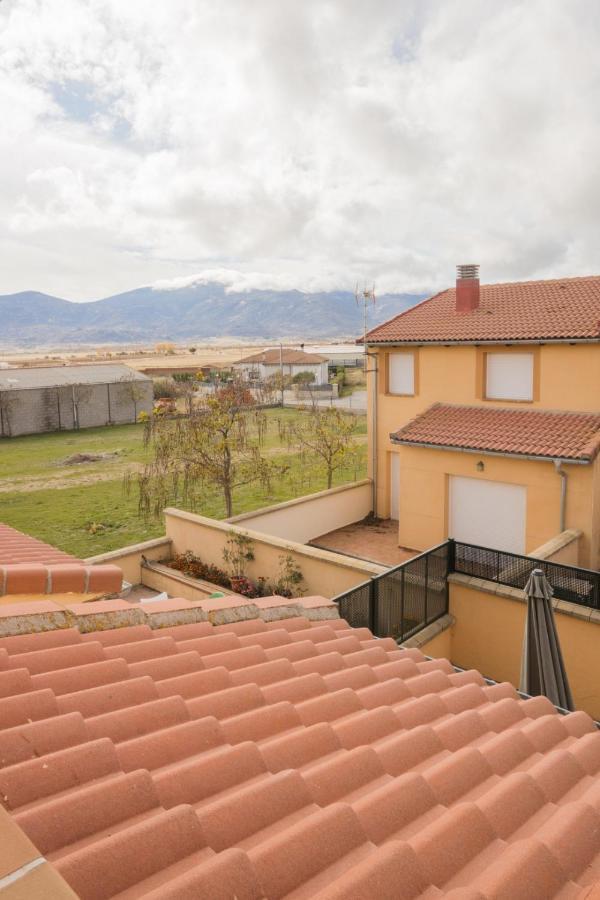 Vila Casa Turistica Me Quedo En El Pueblo Muñana Exteriér fotografie